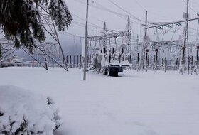 قطع شبکەهای برق بسیاری از روستاهای کردستان