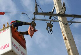 اصلاح و بهسازی شبکه برق ۳۳ روستای سنندج