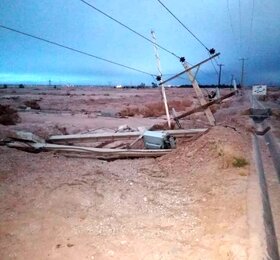 قطع برق در روستاهای گچساران به علت سقوط تیر برق