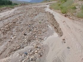 تخریب جاده روستای گدارعربو واقع در کوهشاه احمدی حاجی آباد بر اثر بارندگی