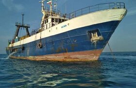ضبط شناورهای صید ترال به نفع دولت
