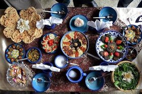 روستای حیدره قاضی‌خانی میزبان جشنواره آلو و غذاهای محلی