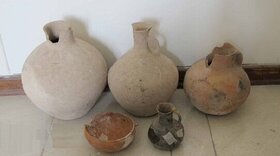 کشف ظروف سفالی هزاره اول قبل از میلاد در روستایی از طارم