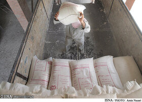 آرد در روستاهای فاقد نانوایی توزیع می‌شود