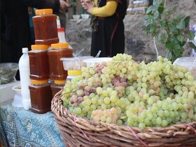 ملایر مهیای برگزاری دوازدهمین جشنواره شیره‌پزی در روستای مانیزان