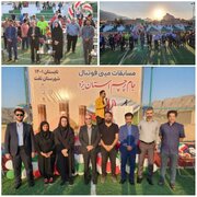 اهالی روستای اسلامیه شهرستان تفت استان یزد برای افتتاح جام پرچم پای کار آمدند