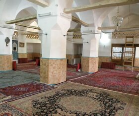 الحاقات اخیر به مسجد تاریخی روستای قهرود کاشان غیراصولی است