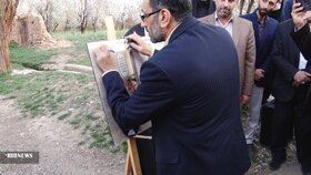 پلاک کوبی ۱۰۰ اصله درخت در روستای پنداس کاشان